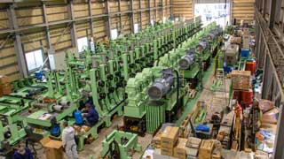 Large Roll Molding Machine